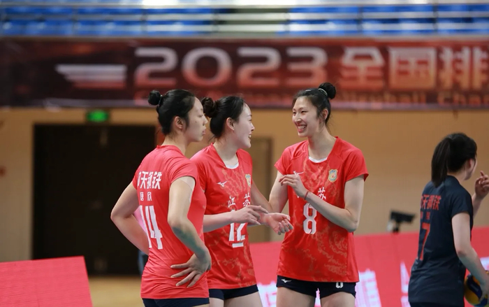 北美世界杯-人才断层式领先！江苏女排锁定2029全运会冠军，33年仍压上海一头|吴梦洁|二传|联赛|上海队|副攻_新浪体育_新浪新闻